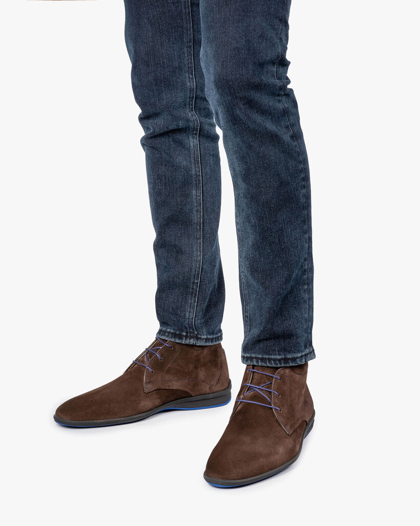 Brown suede leather lace boot