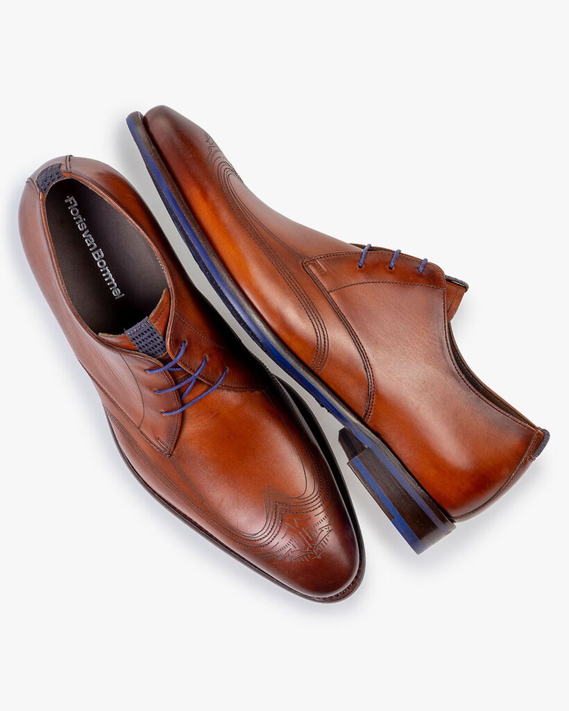 Schn&uuml;rschuh Kalbsleder cognac