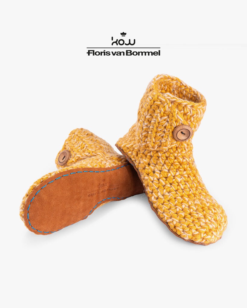 Kingdom of Wow home slippers ocher