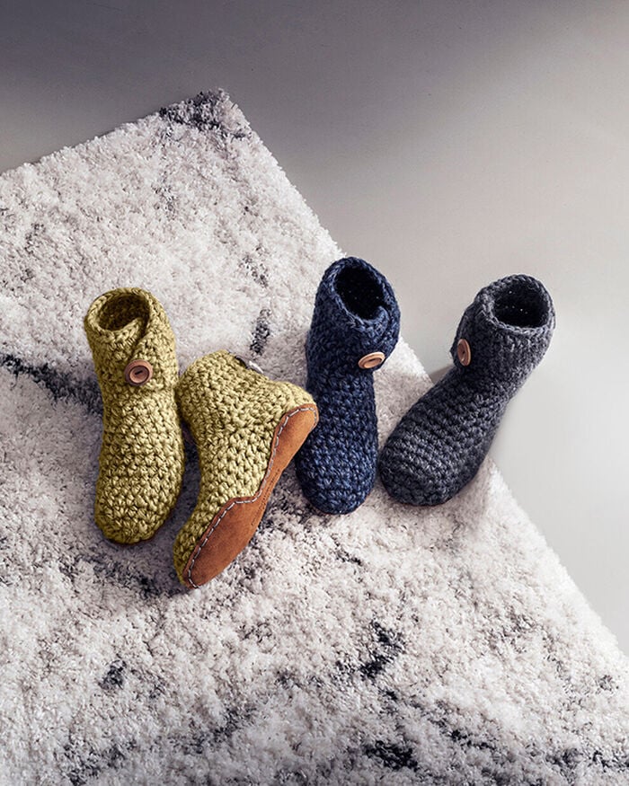 Kingdom of Wow Hausschuhe grün