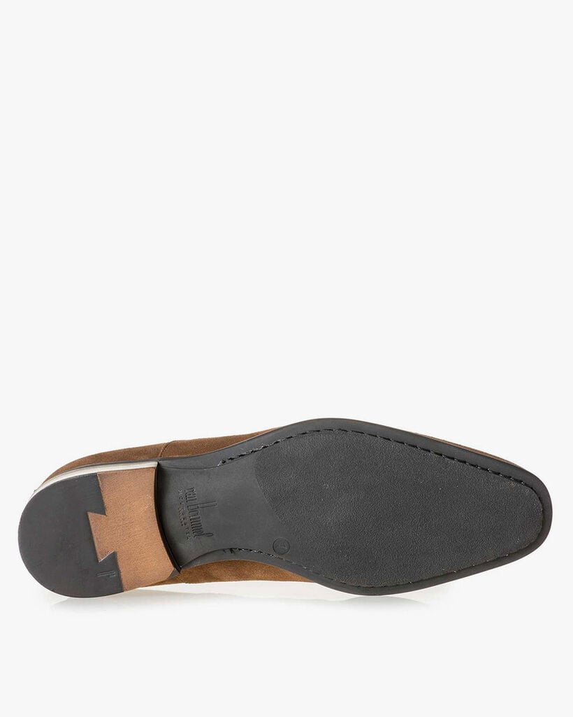 Mittelbrauner Wildleder-Schn&uuml;rschuh