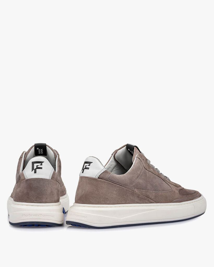 Sneaker suede leather grey