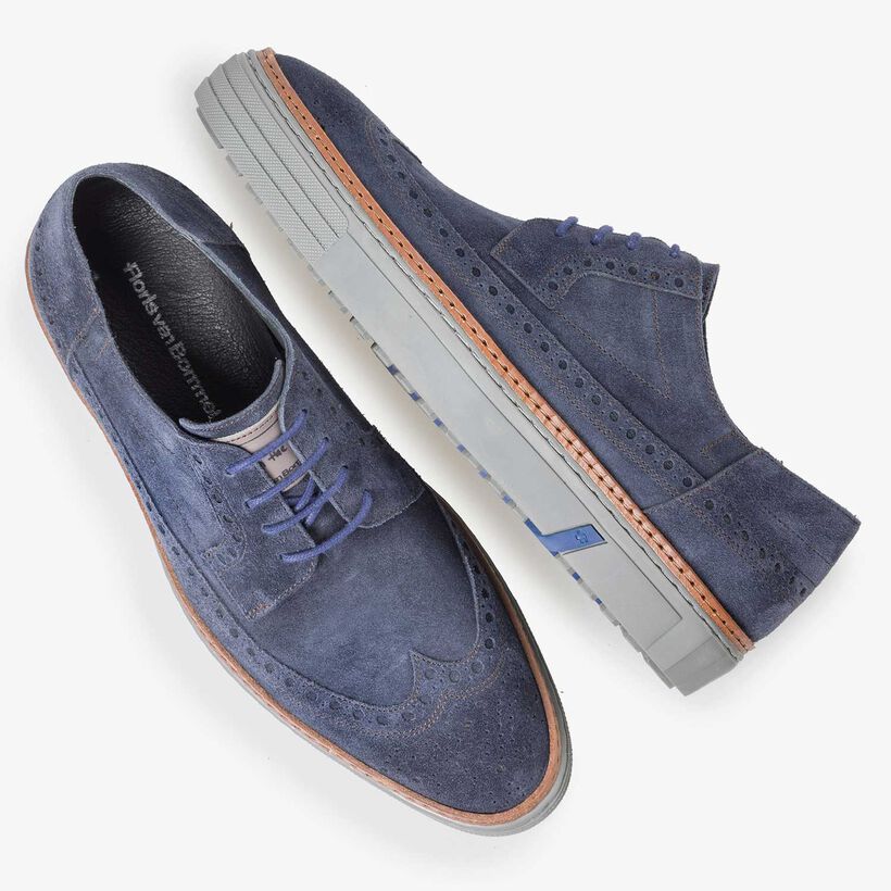 Blue suede sneaker with brogue details