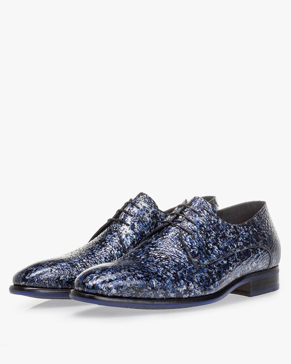 Schn&uuml;rschuh Metallic-Print blau