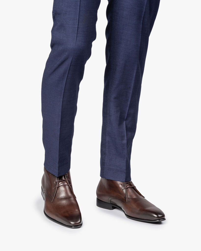 Dark brown calf leather lace shoe