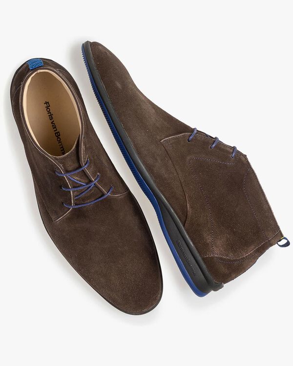 Brown suede leather lace boot