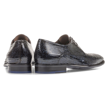 Blauer Lackleder-Schn&uuml;rschuh mit Print