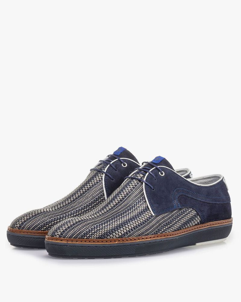 Dunkelblauer Schn&uuml;rschuh mit grauem Print