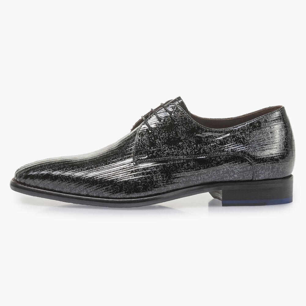 Black patent leather lace shoe with metallic print