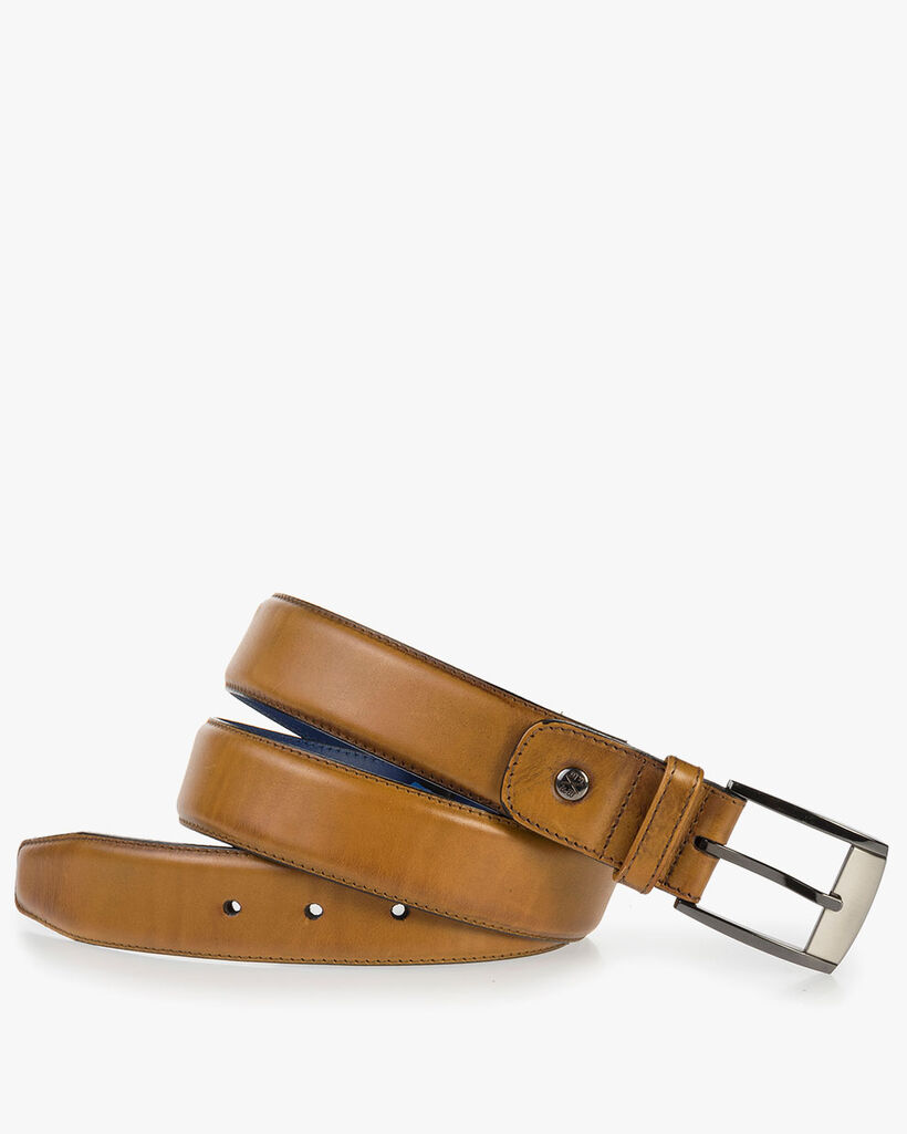 Cognac-coloured calf's leather belt