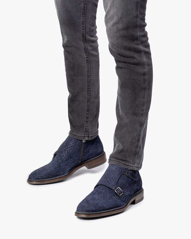 Boot with buckle closure blue