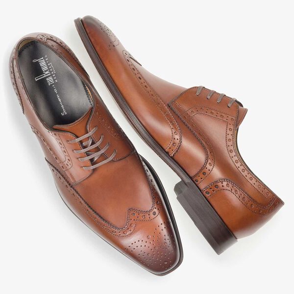 Cognac-coloured calf leather brogue