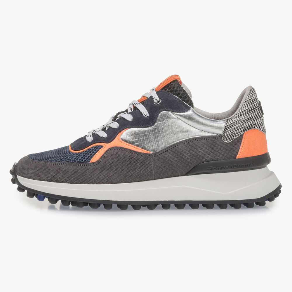 Suede leather sneaker with orange details