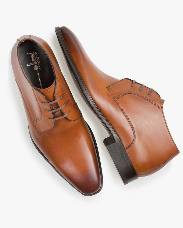 Schn&uuml;rstiefel Kalbsleder cognac