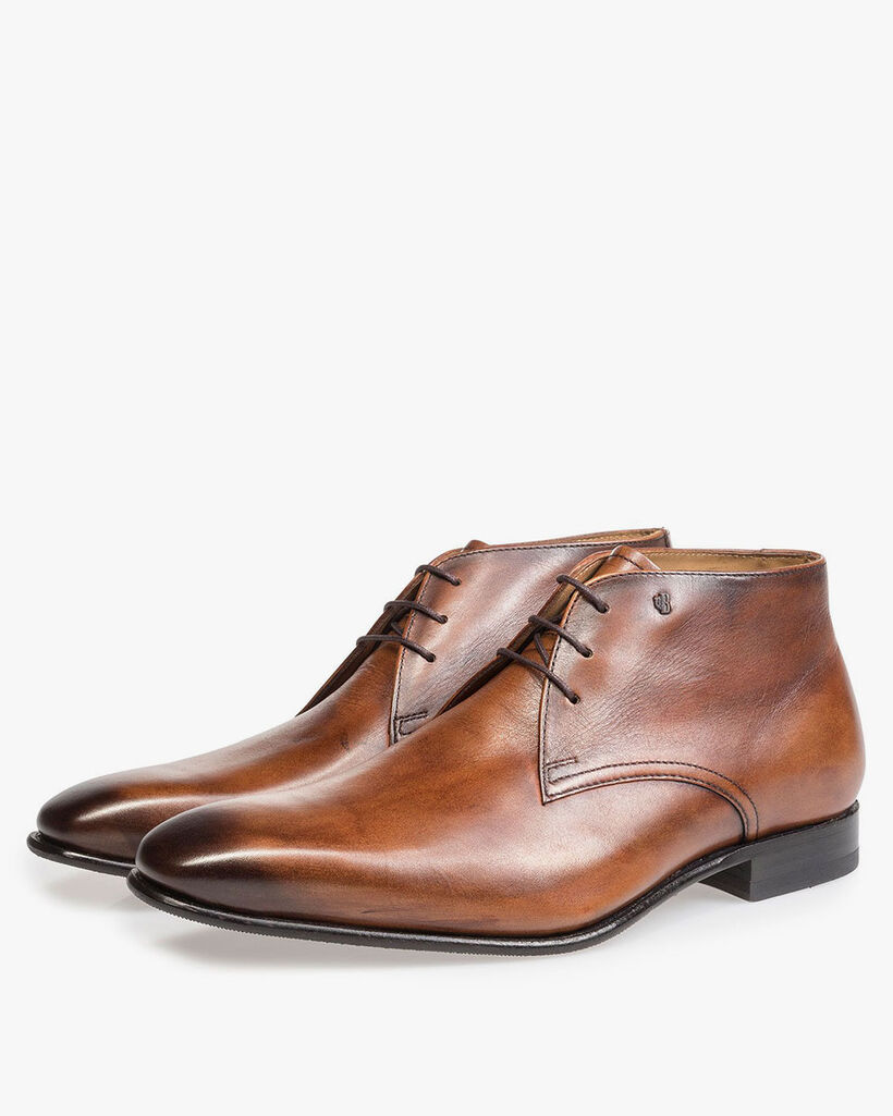 Kalbsleder-Schn&uuml;rschuh cognac