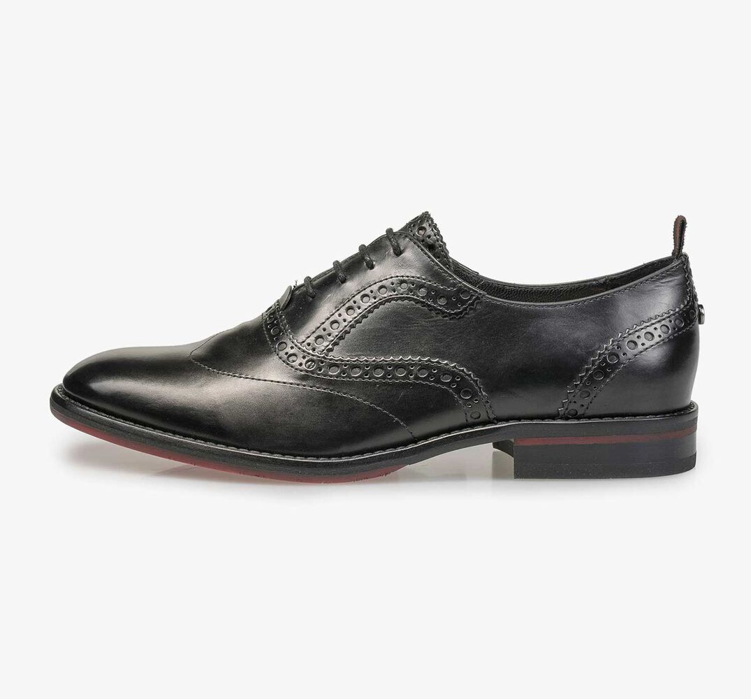 Black leather brogue lace shoe