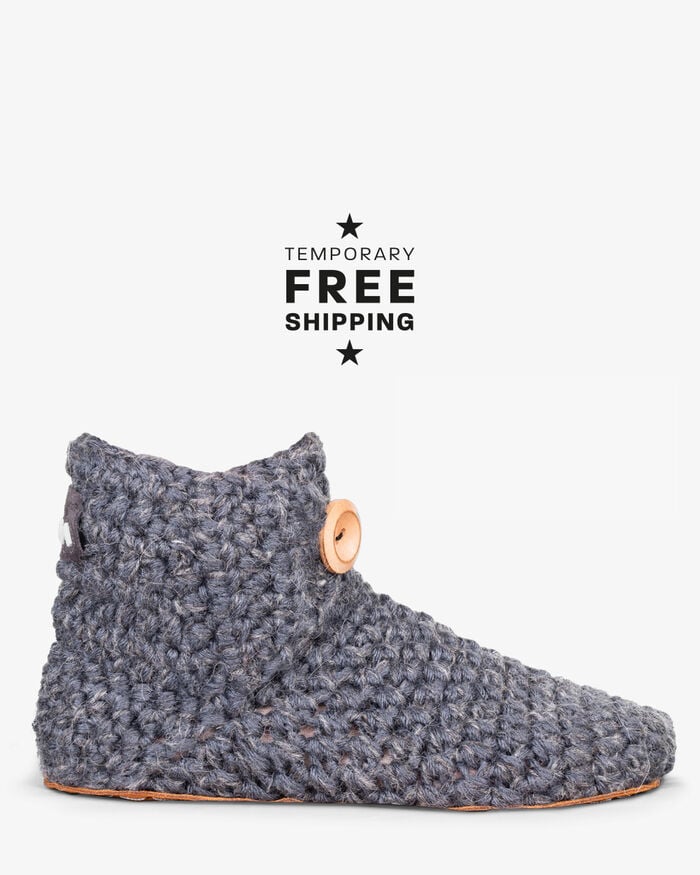 Kingdom of Wow Hausschuhe Dunkelgrau