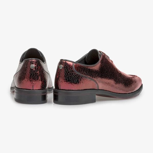 Roter Leder-Schn&uuml;rschuh mit Metallic-Print