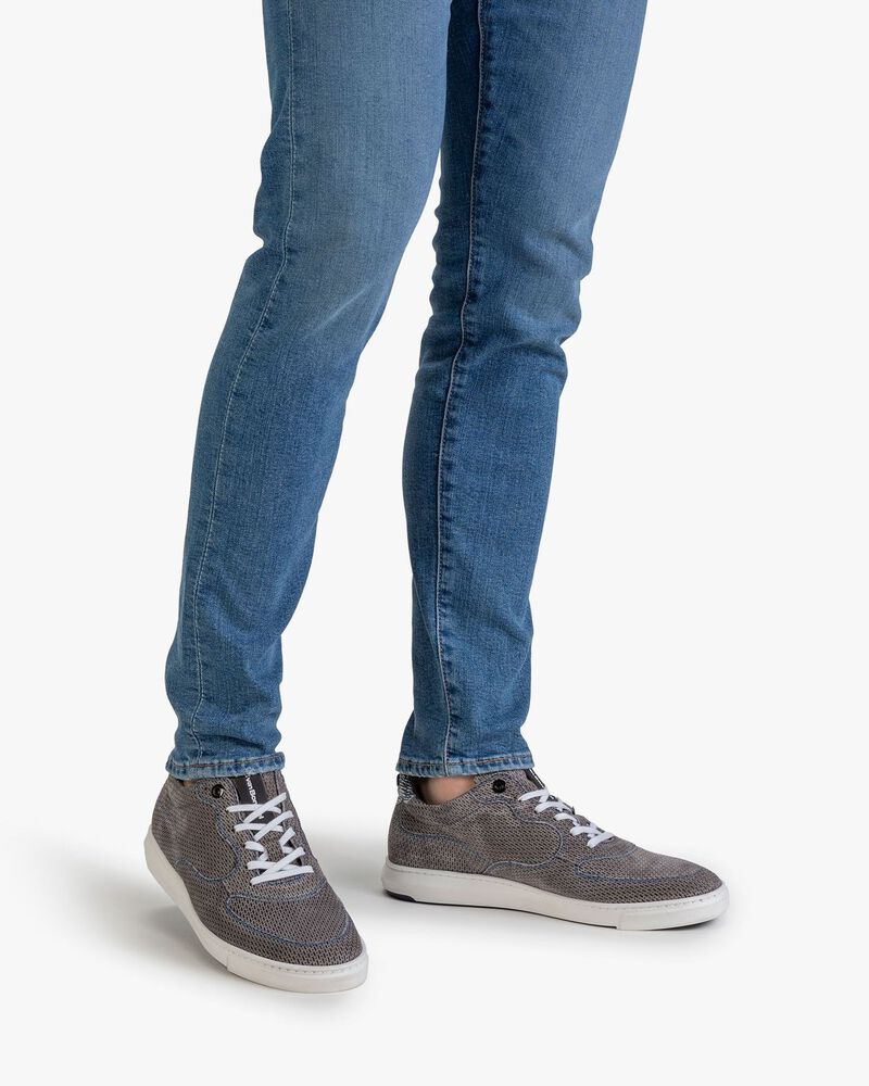 Sneaker mit Print Wildleder grau