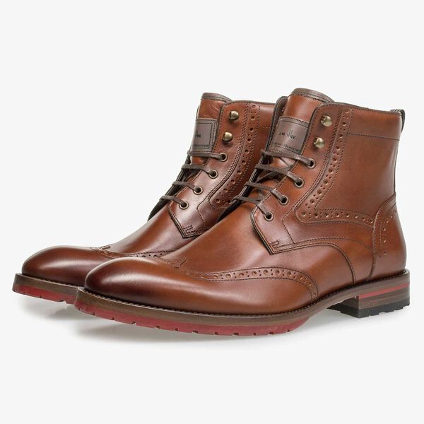 Cognac-coloured brogue leather lace boot
