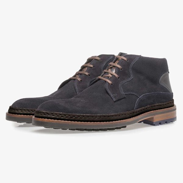 Dunkelblauer Wildleder-Schn&uuml;rstiefel