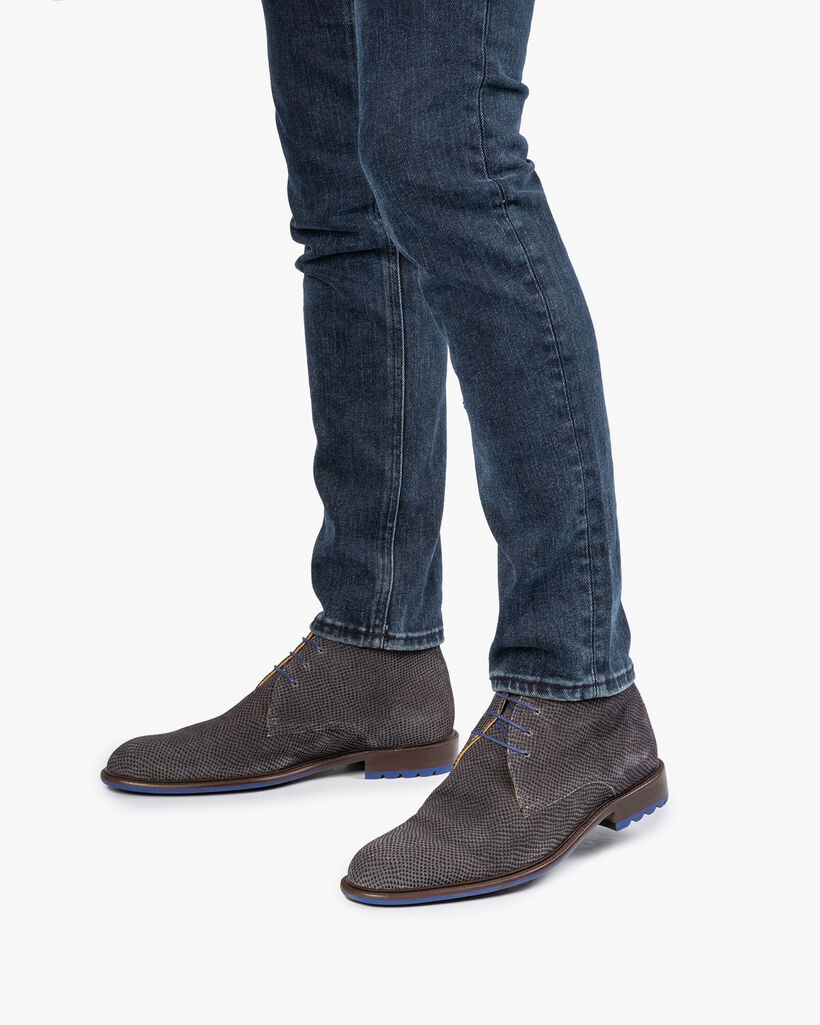 Schn&uuml;rstiefel grau mit Print