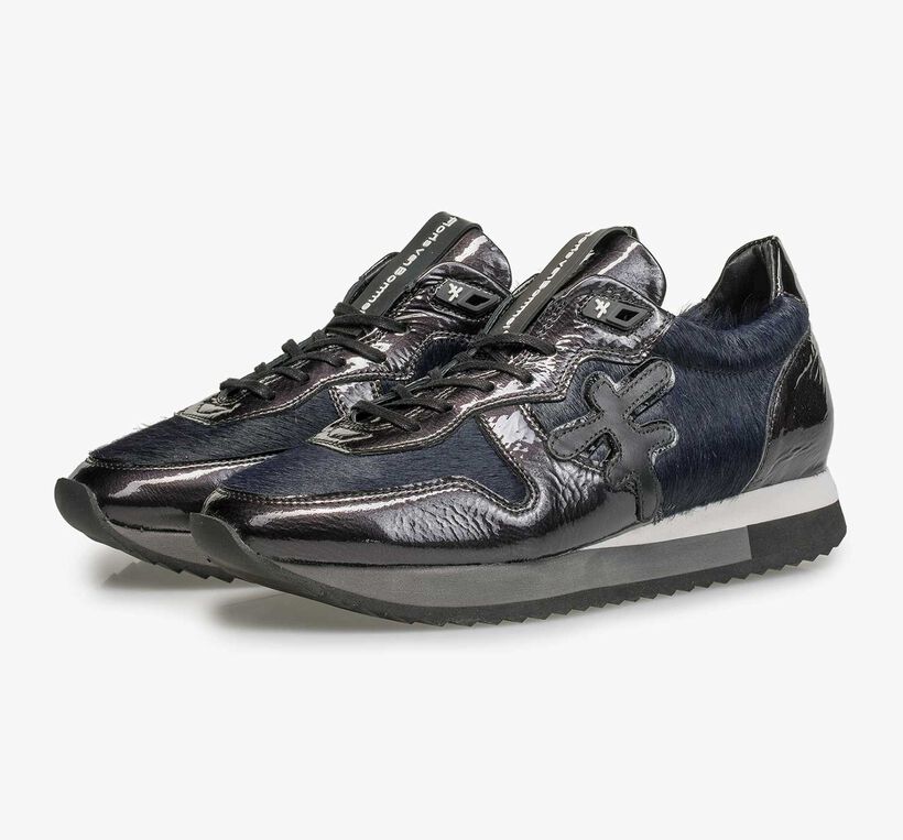 Blauer Lackleder-Sneaker mit Joggingschuhsohle