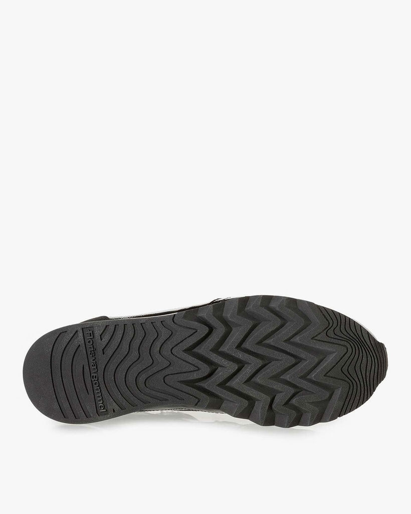 Black patent leather sneaker