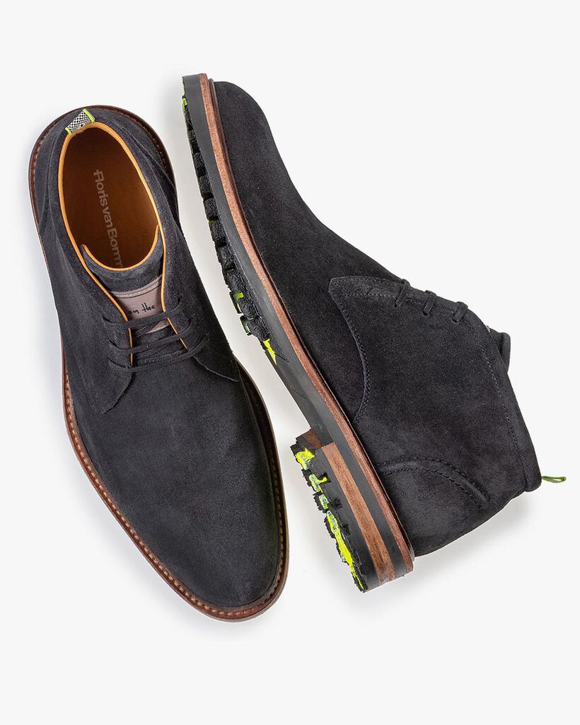 Lace boot suede leather black