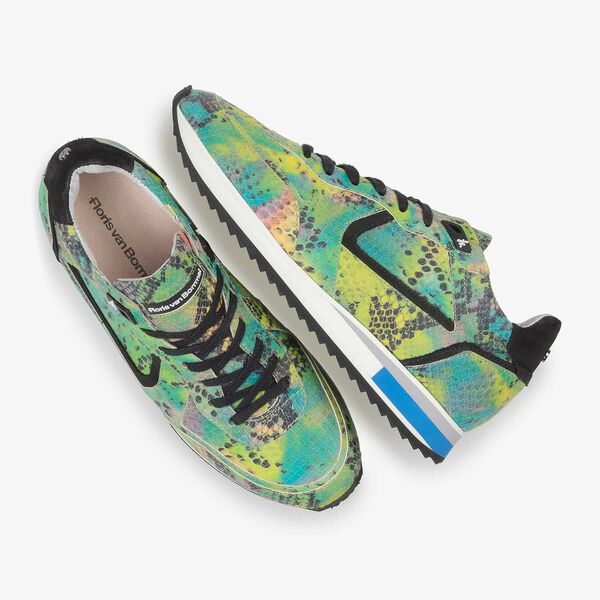 Gr&uuml;ner Leder-Sneaker mit Schlangenprint