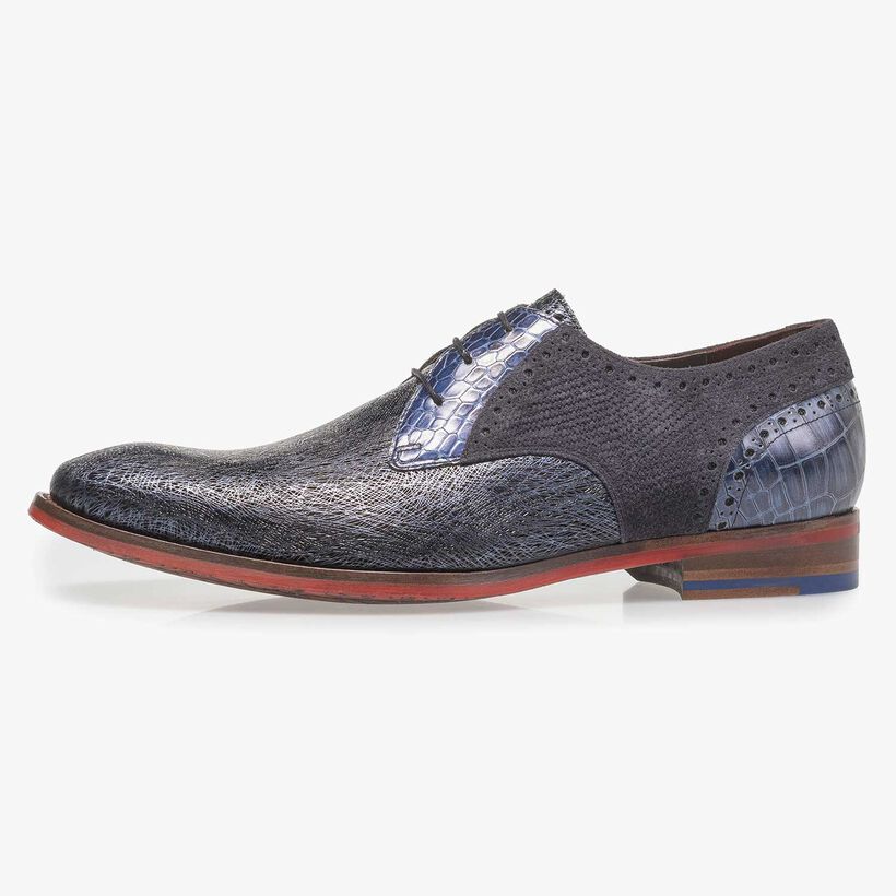 Blue leather lace shoe with metallic print