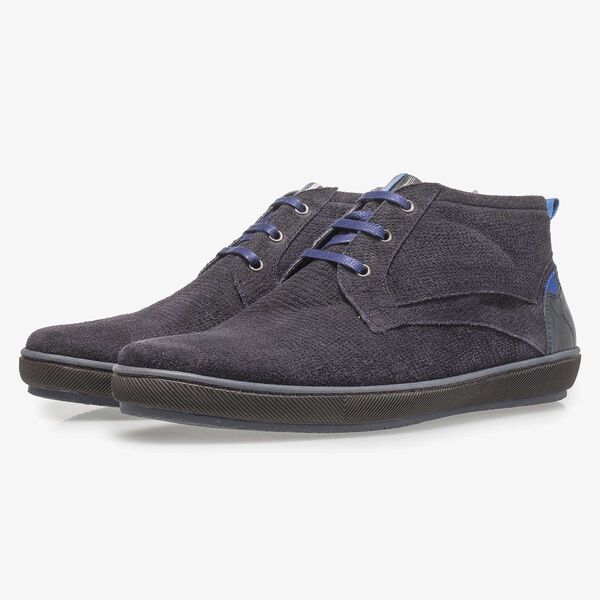 Dunkelblauer Wildleder-Schn&uuml;rschuh mit Print