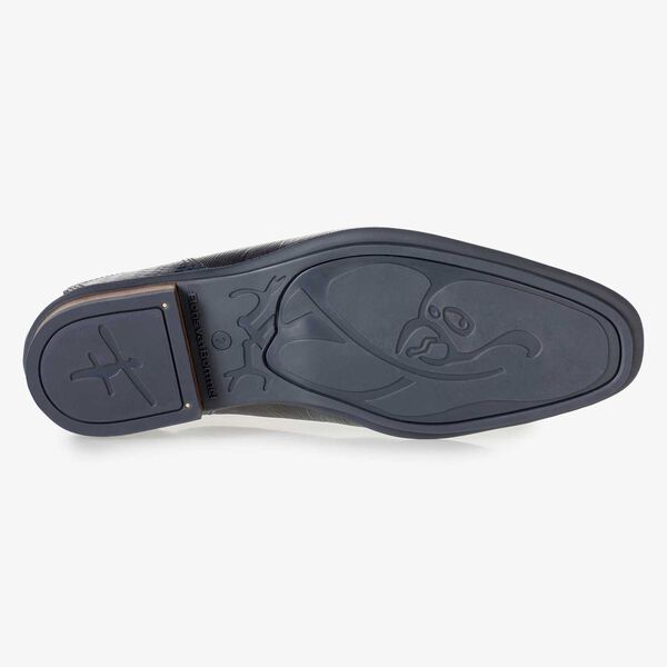 Blauer Kalbsleder-Schn&uuml;rschuh mit Eidechsenprint