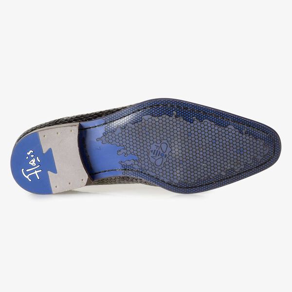 Grey calf leather lace shoe with metallic print
