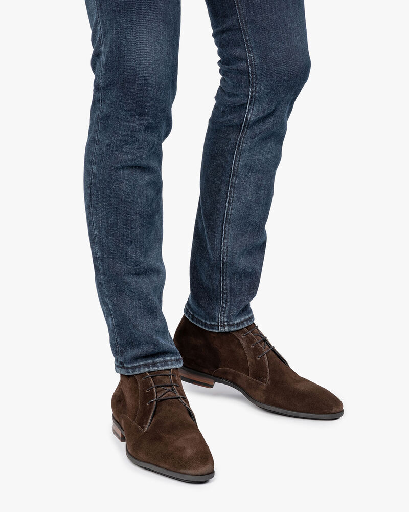 Dunkelbrauner Wildleder-Schn&uuml;rstiefel