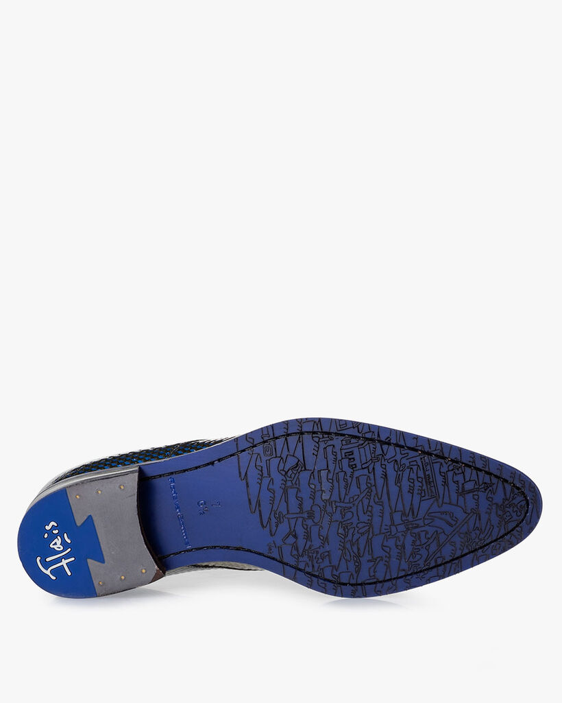 Lace shoe patent leather blue