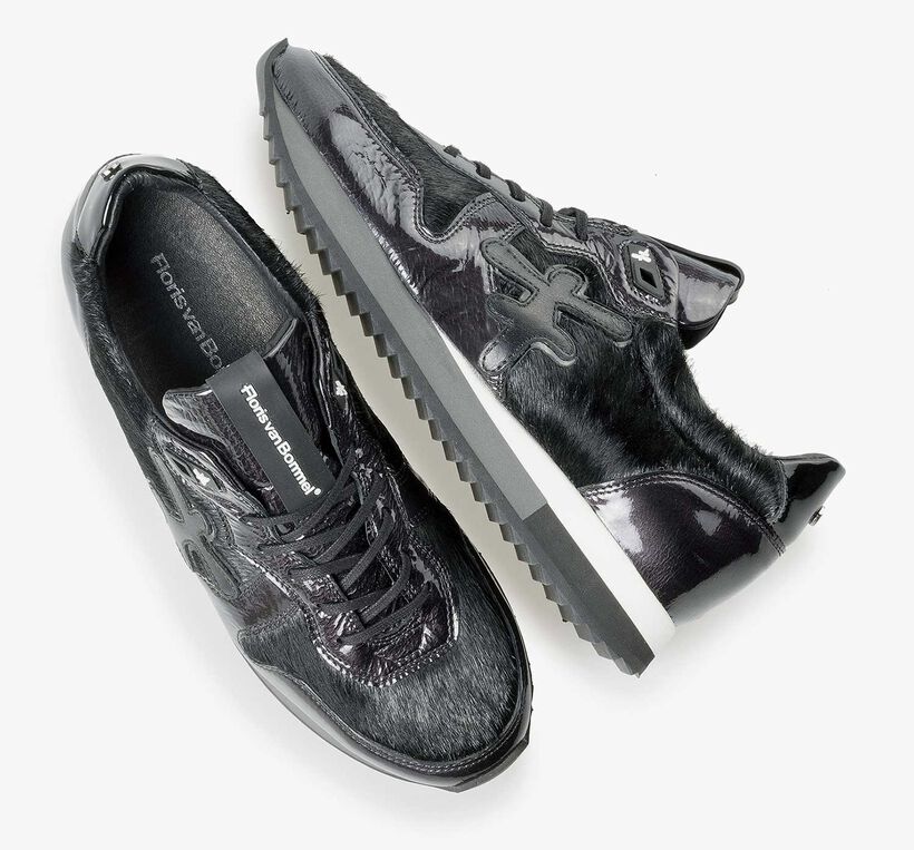 Black patent leather sneaker with F-logo