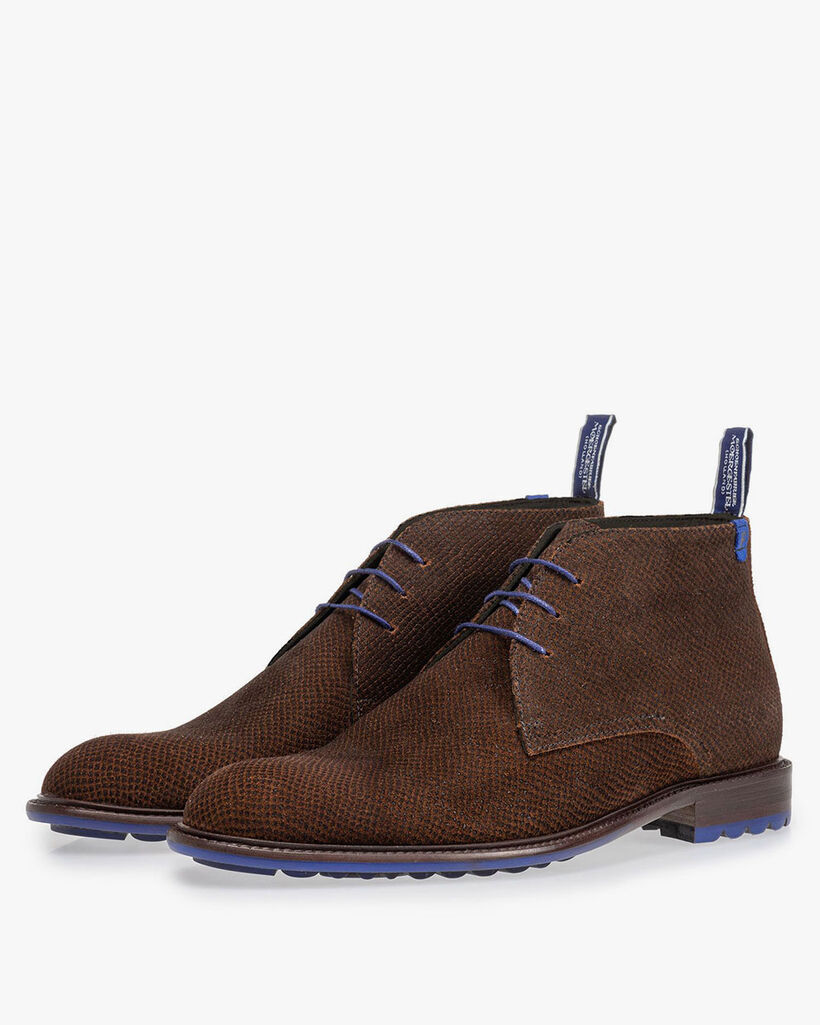 Boot with print cognac