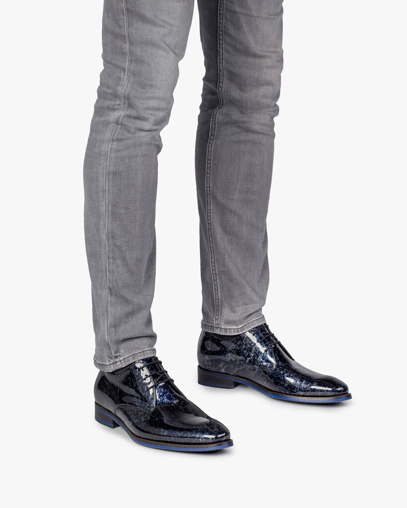 Schn&uuml;rschuh blaues Lackleder