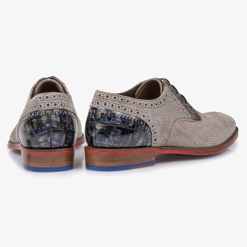 Taupefarbener gemusterter Wildleder-Schn&uuml;rschuh