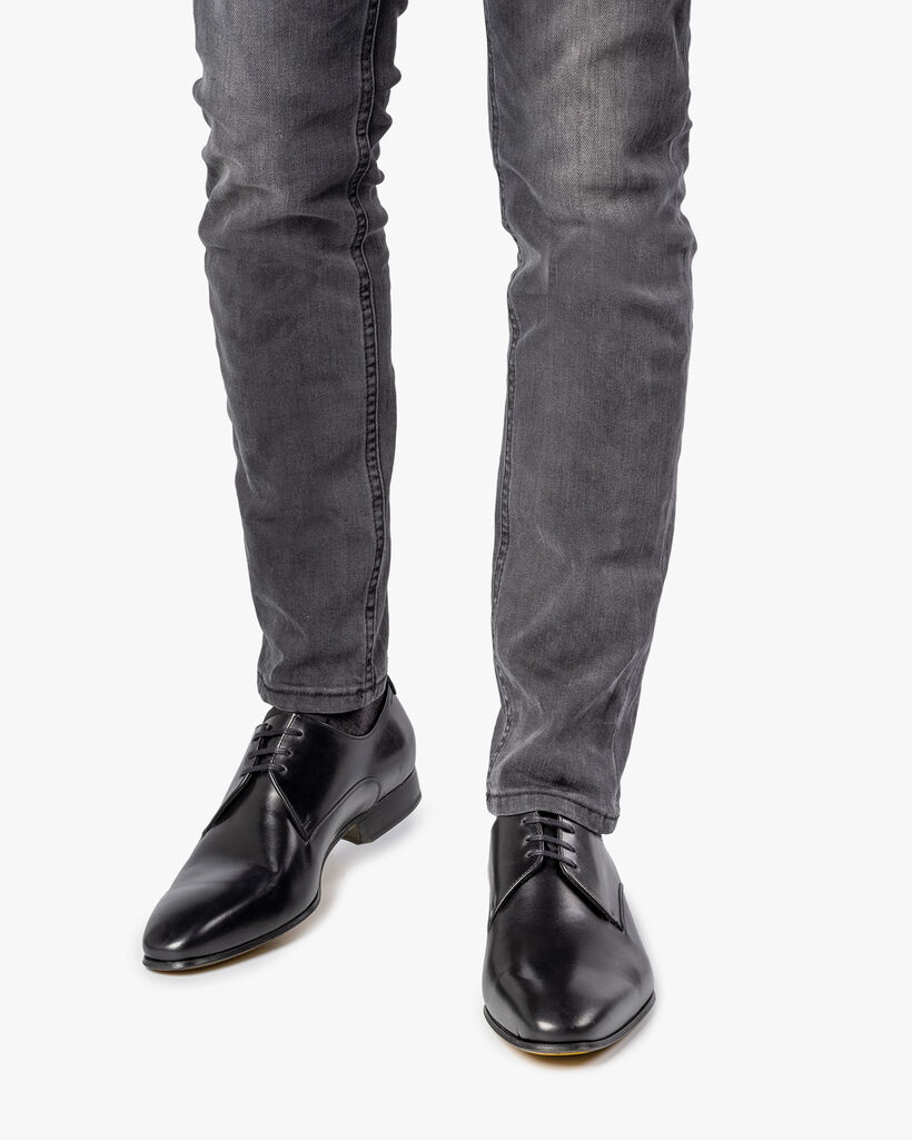 Schn&uuml;rschuh Kalbsleder schwarz