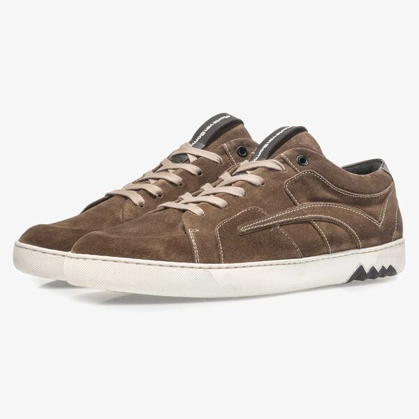 Dunkler taupefarbener Wildleder-Schn&uuml;rschuh