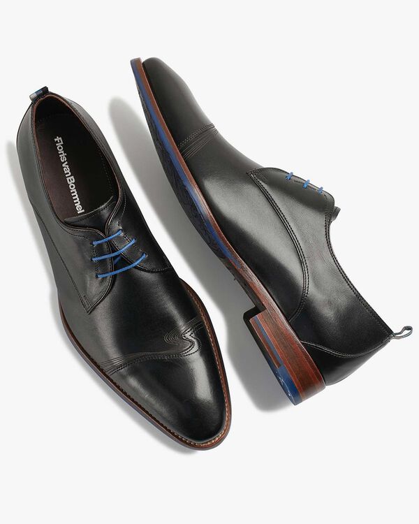 Lace shoe calf leather black