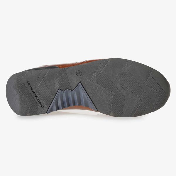 Cognac-coloured calf leather sneaker