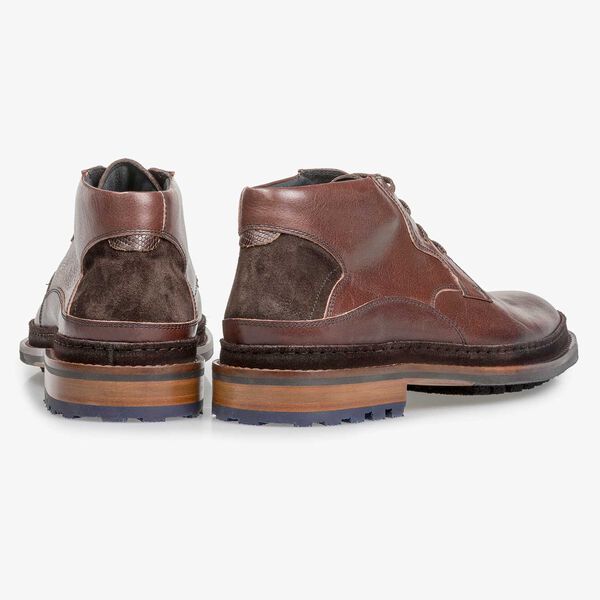 Rotbrauner Kalbsleder-Schn&uuml;rstiefel