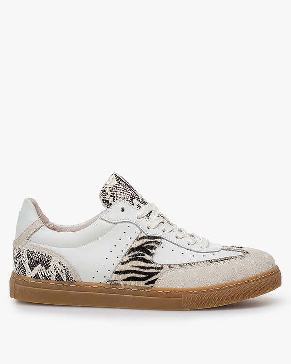 Minni 06.00
