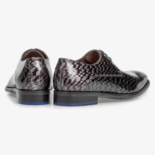 Grauer Premium Lackleder-Schn&uuml;rschuh mit Print