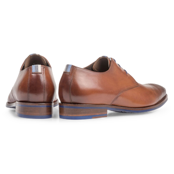 Cognac-coloured leather lace shoe