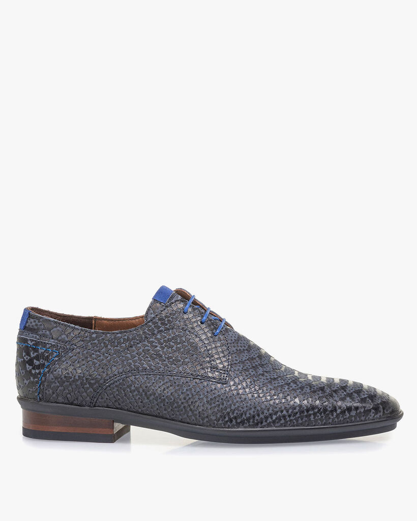 Dunkelblauer Nubukleder-Schn&uuml;rschuh mit Schlangenprint
