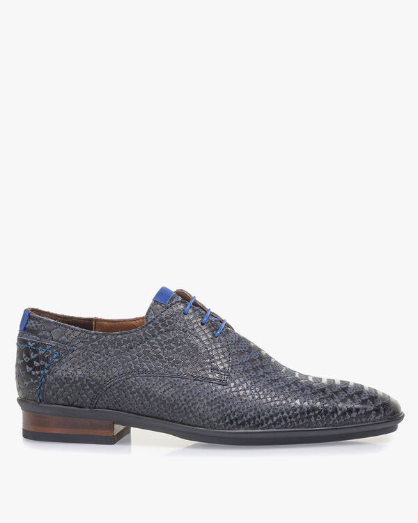 Dunkelblauer Nubukleder-Schn&uuml;rschuh mit Schlangenprint